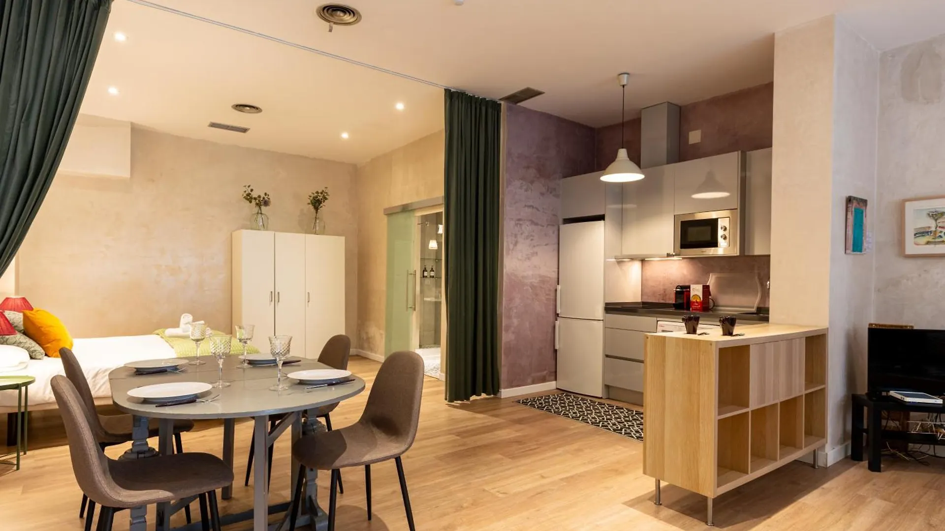 Holi-Rent Trastamara Apartamento Sevilha