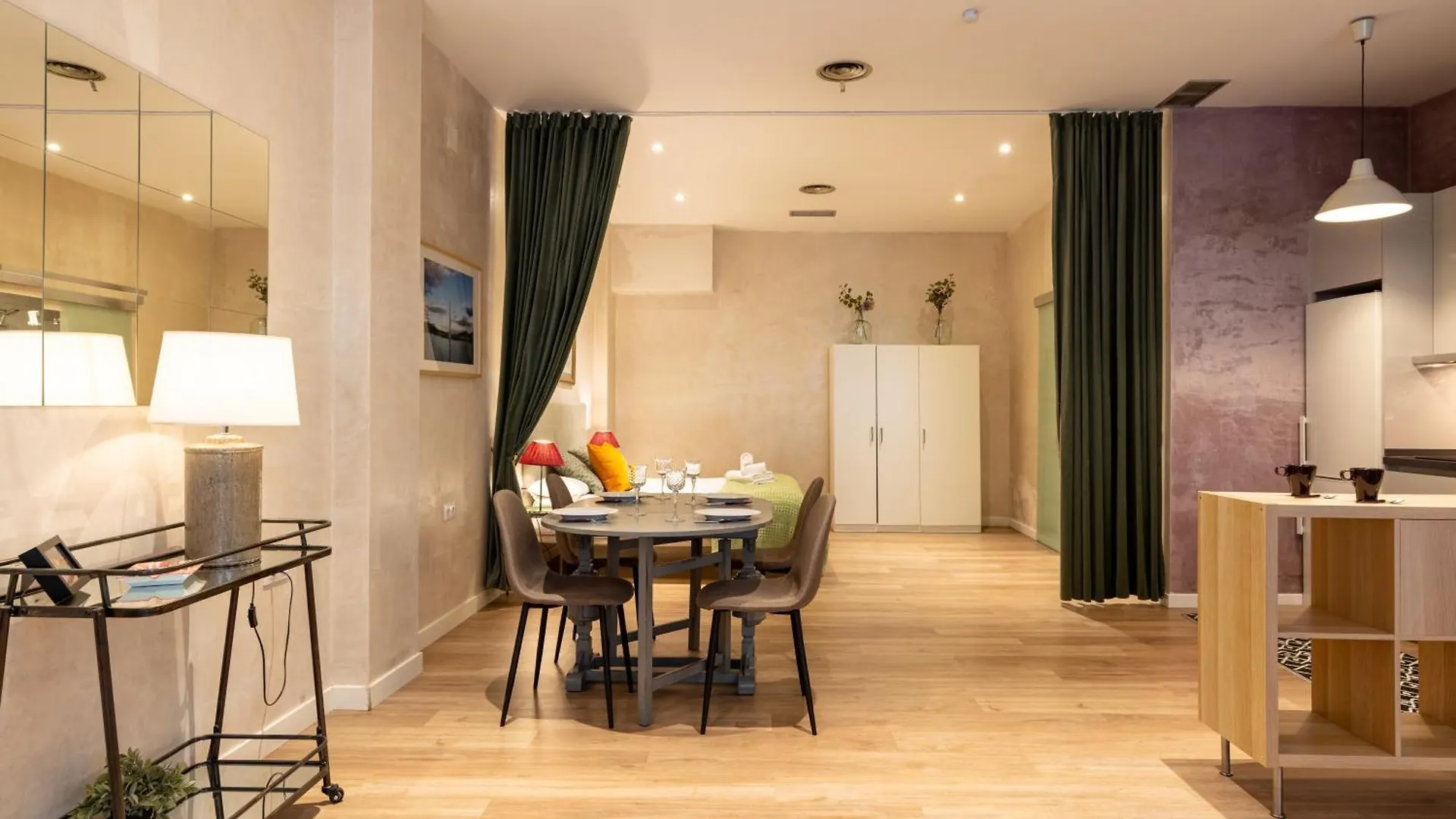 Holi-Rent Trastamara Apartamento Sevilha